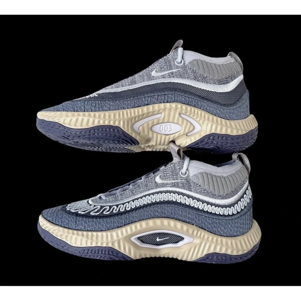 Size 10.5 - Nike Cosmic Unity 3 Be True To Her‎ School